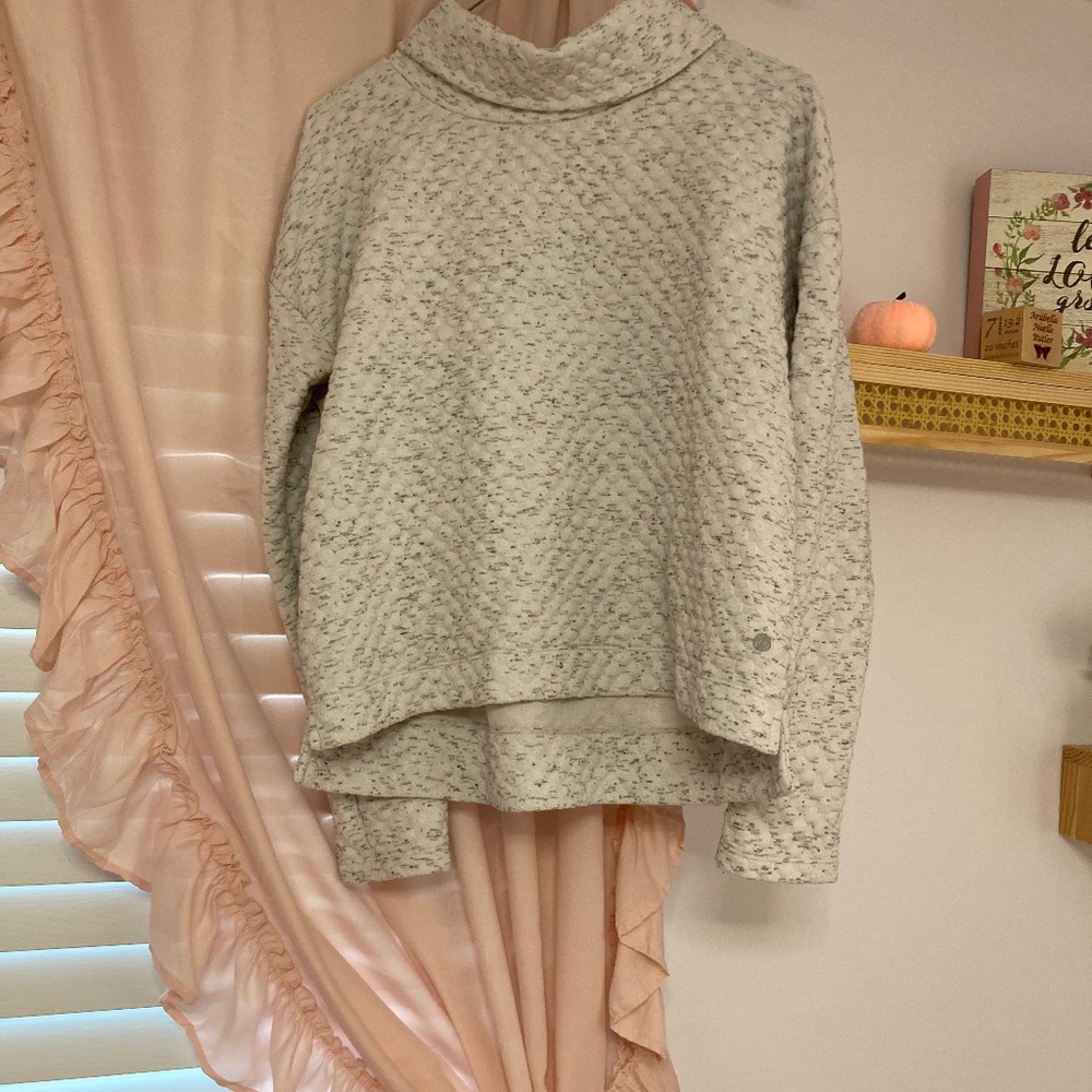 Turtleneck sweater . Size medium .
